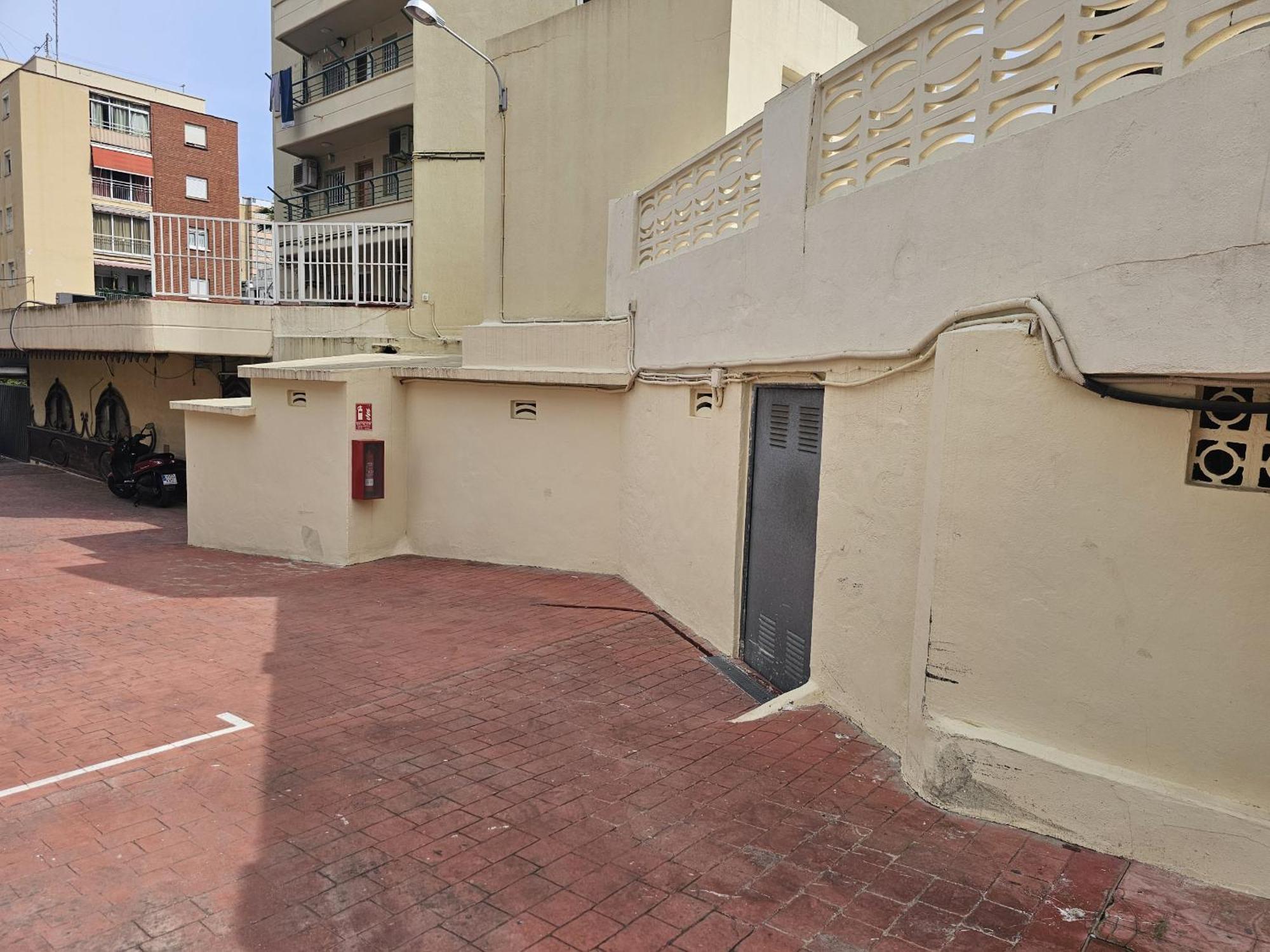 Zeus 11 If Apartment *